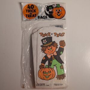 NEW Vintage 1981 Halloween Trick Or Treat Bags Scarecrow & Pumpkin 40 Bags